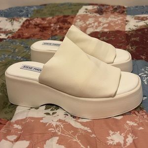 Steve Madden Slinky 30 Mules- SIZE 6